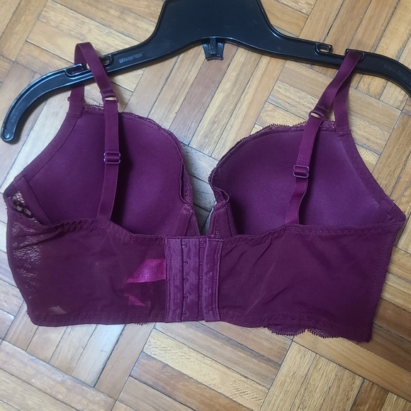 Lace bras - Picture 4 of 7